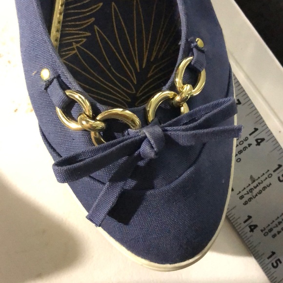 12 Naturalizer blue slip in loafers - Picture 3 of 5